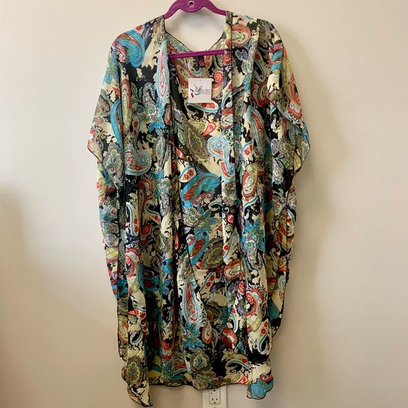 Abby & Anna Sweaters - !3 for $25! NWT Long Sheer Paisley Kimono